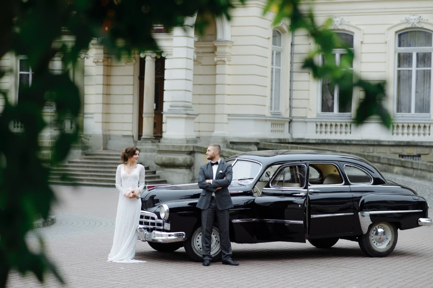 How does wedding transportation Works?